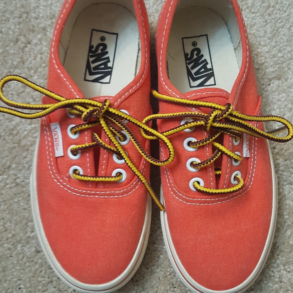 VANS OFF THE WALL NWOT🔥